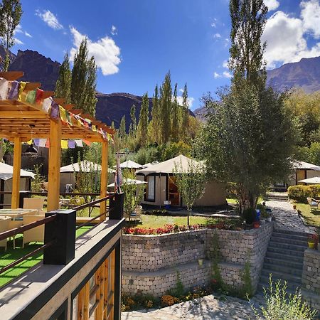Mystique Meadows Earth Homes Hundar Exterior foto