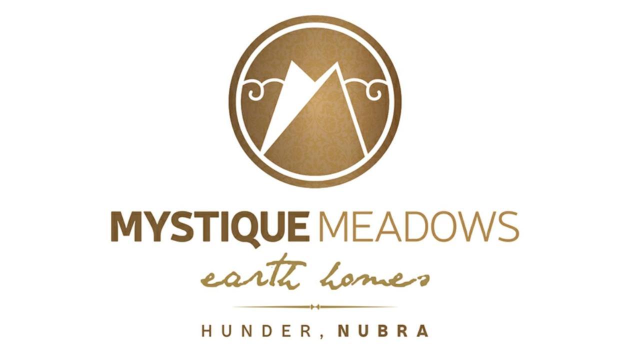 Mystique Meadows Earth Homes Hundar Exterior foto
